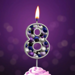 Свеча Цифра, 8 Пузырьки, на шпажке, Сиреневый, Металлик, 4*5,5 + 4 см, 1 шт. с держат., 5588