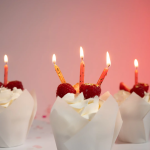 Свечи Красный микс, с блестками, 0,5*6 + 1 см, 12 шт. с держат., 803201