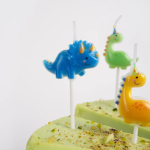 Набор свечей Фигура, Милые динозаврики, Ассорти, 3*3 + 4,5 см, 5 шт. с держат., 639281