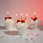 Свечи Красный микс, с блестками, 0,5*6 + 1 см, 12 шт. с держат., 803201