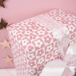 Упаковочная бумага 70гр (0,6*10 м) Цветочки в клетку, Розовый, 1 шт., 2050858