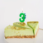 Свеча Цифра, 3 Динозаврик, 3,5*4,5 + 2,5 см, 1 шт. с держат., 639273