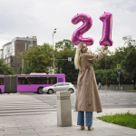 Шар (34''/86 см) Цифра, 1 Золотые короны, Розовый, 1 шт. в уп., 131101