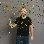 Пневмохлопушка (12/30 см), С Праздником!, Звезды фольга, Зеленый/Золото, 1 шт., 823187