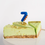 Свеча Цифра, 7 Динозаврик, 3,5*4,5 + 2,5 см, 1 шт. с держат., 639277