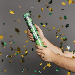 Пневмохлопушка (12/30 см), С Праздником!, Звезды фольга, Зеленый/Золото, 1 шт., 823187