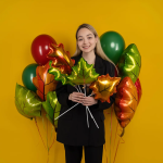 Шар с клапаном (14''/36 см) Мини-фигура, Кленовый лист, Зеленый, 1 шт., 24017