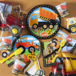 Шар (12''/30 см) Мини-фигура, Трактор, Красный, 1 шт., 902681R