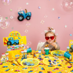 Шар с клапаном (12''/30 см) Мини-фигура, Синий трактор, 5 шт. в уп., 20130