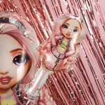 Шар (14''/36 см) Мини-фигура, Белла Паркер, 1 шт., 902884