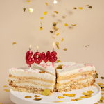 Свеча Надпись Love, Красный, Металлик, 1 шт. с держат., 803262