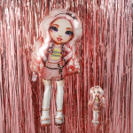 Шар (14''/36 см) Мини-фигура, Белла Паркер, 1 шт., 902884