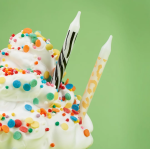 Свечи Сафари, Ассорти, 0,5*6 + 1 см, 8 шт. с держат., 630257