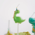 Набор свечей Фигура, Милые динозаврики, Ассорти, 3*3 + 4,5 см, 5 шт. с держат., 639281